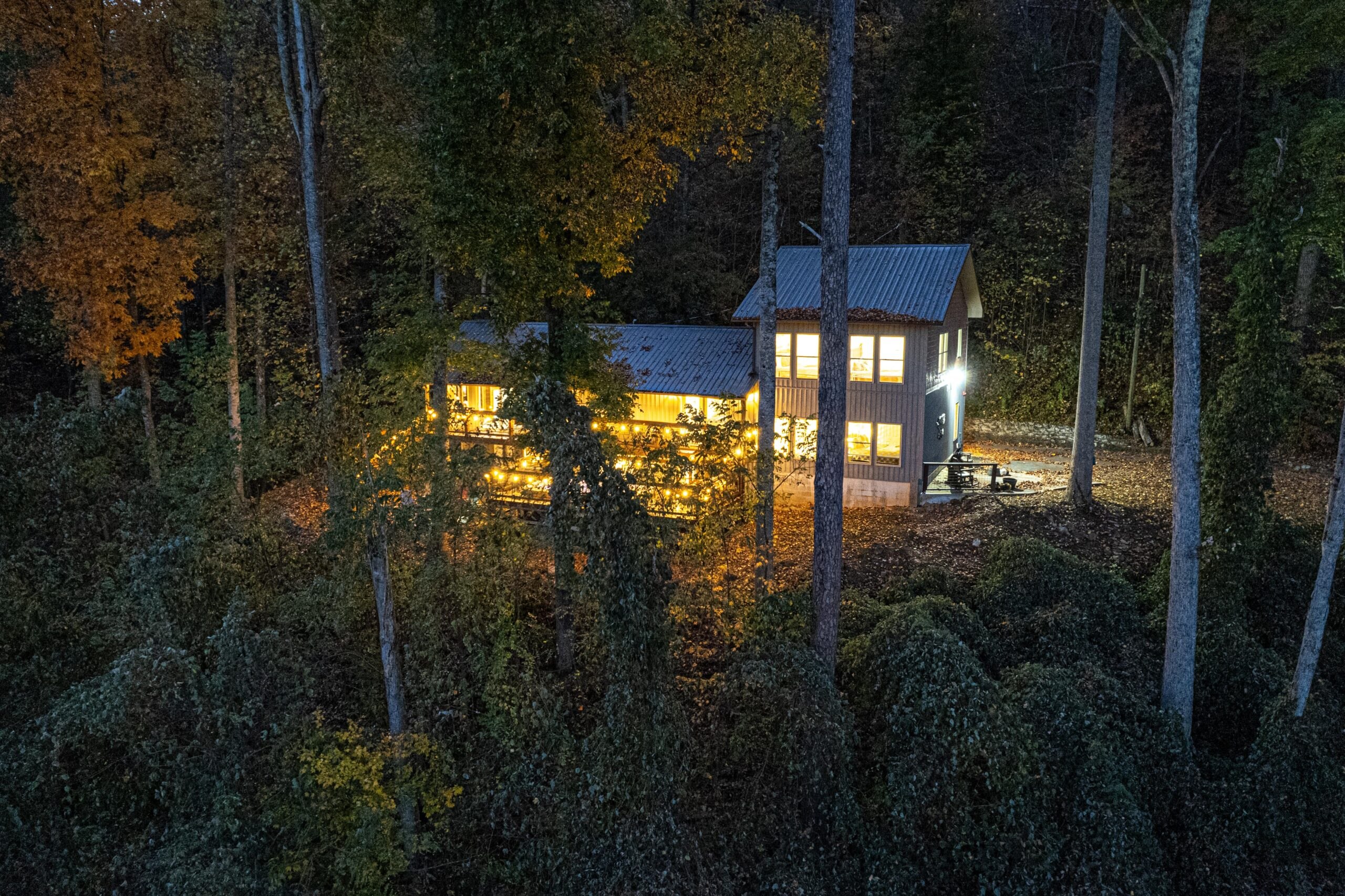 Exterior Twilight (3)